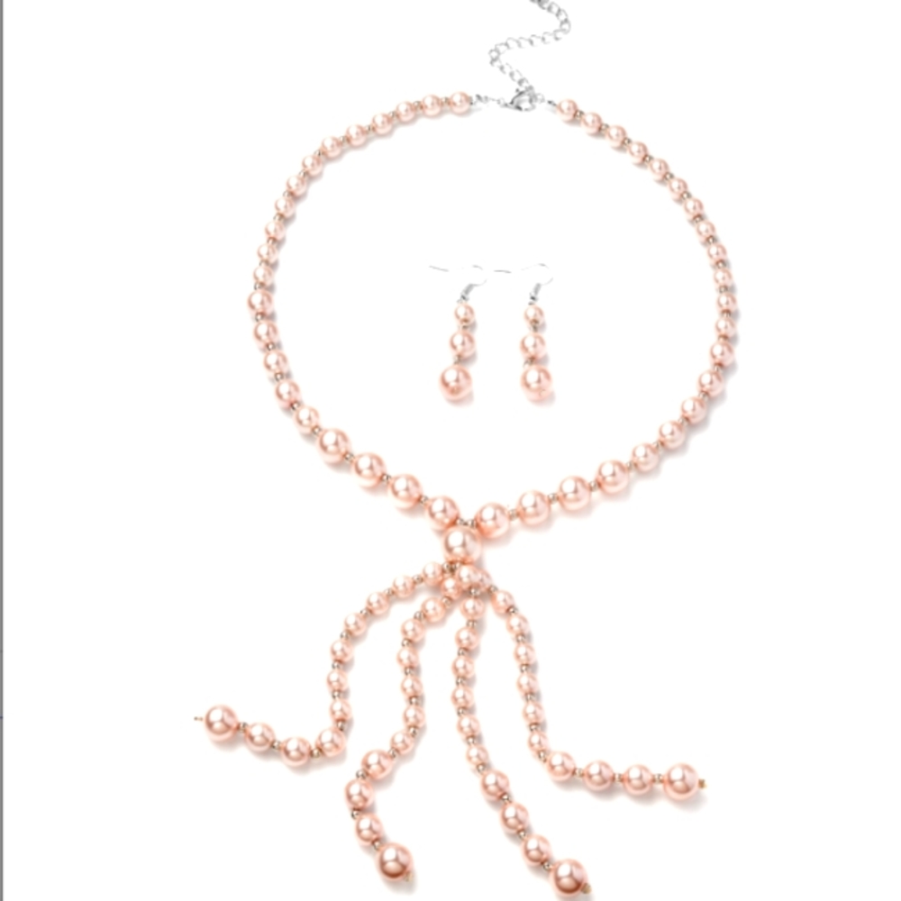 STAINLESS STEEL SIMULATED PEACH PEARLS LARIAT NECKLACE AND EARRING SET